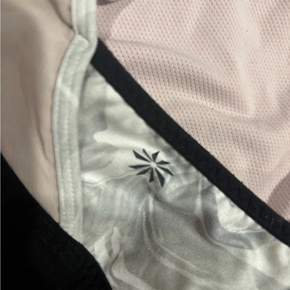 Athleta Marble Print Sports Bra Crisscross Back Pink Mesh Support Size‎ S